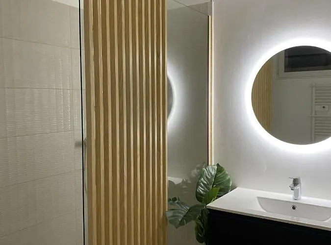 2p Avec Jacuzzi Sur Un Domaine De 3ha Daire Béziers